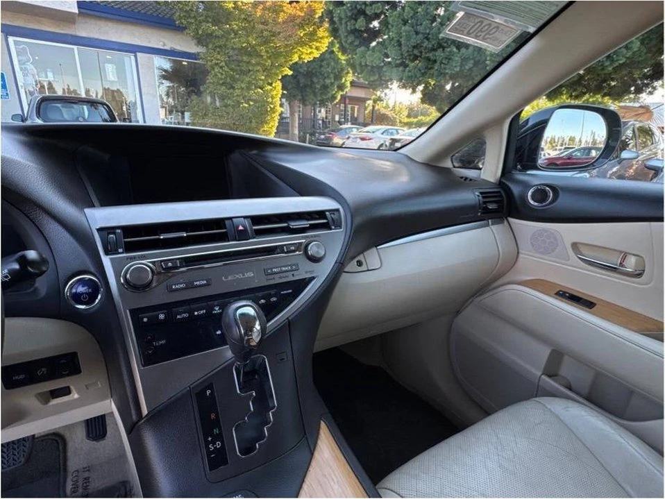2015 Lexus RX 4th Gen - Image 8 of 20