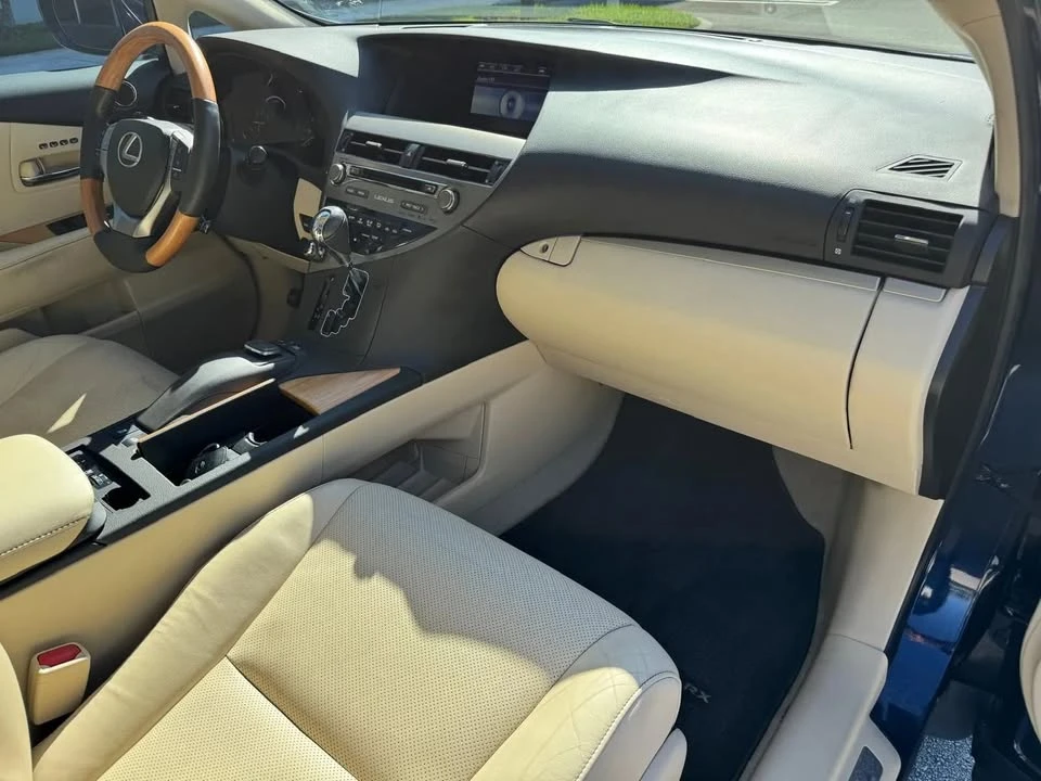 2015 Lexus RX 3rd Gen - Image 10 of 15