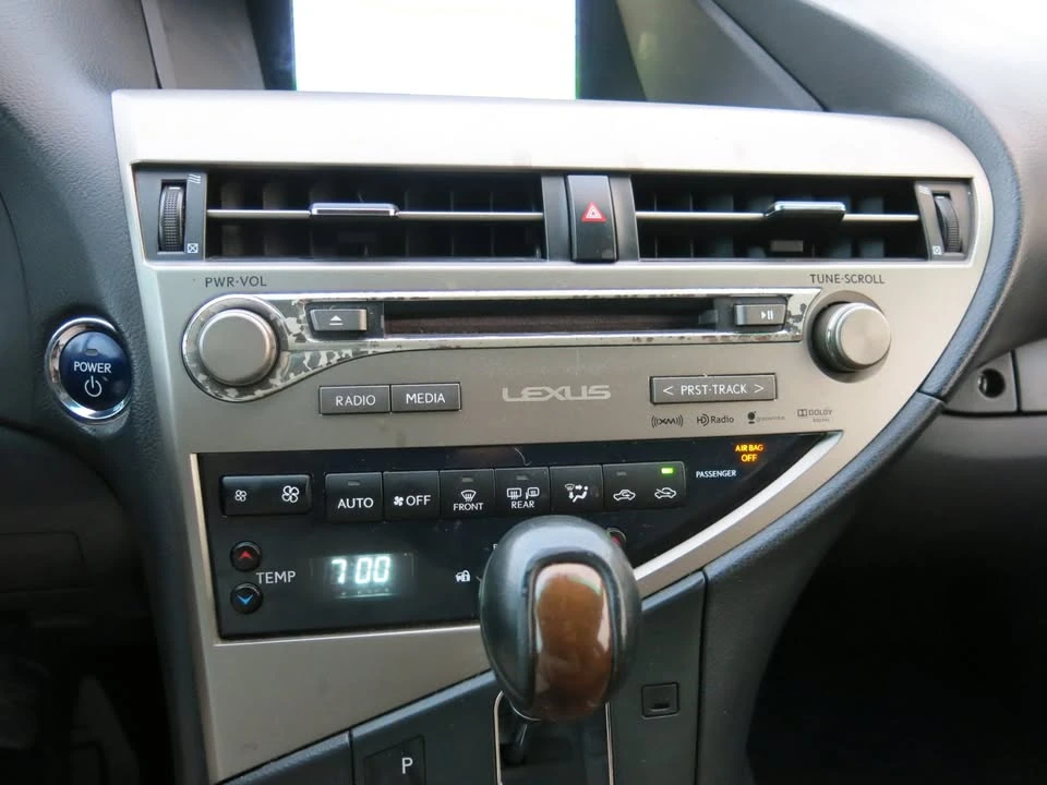 2015 Lexus RX 3rd Gen - Image 7 of 10