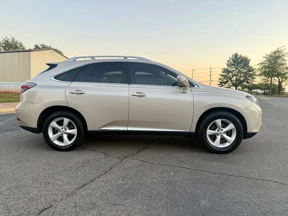 2015 Lexus RX 3rd Gen - Image 9 of 19