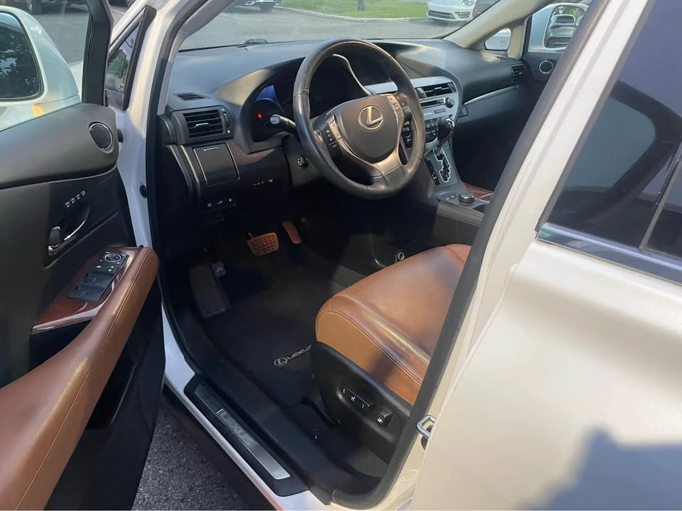 2015 Lexus RX 3rd Gen - Image 5 of 10