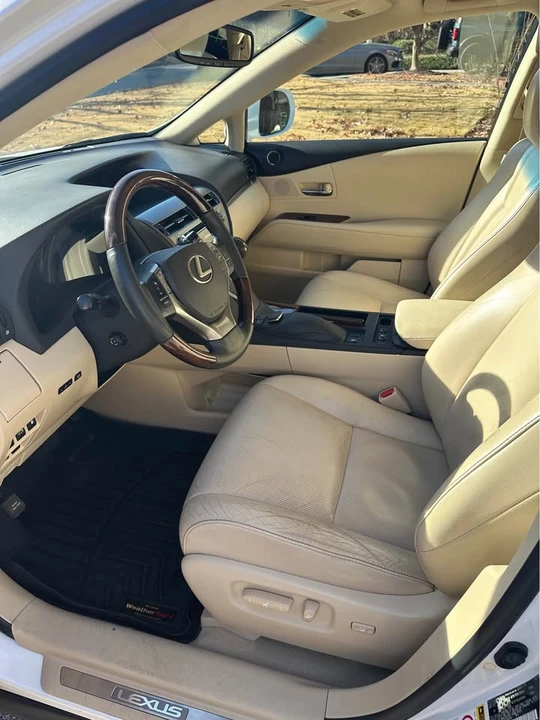 2015 Lexus RX 3rd Gen - Image 9 of 19