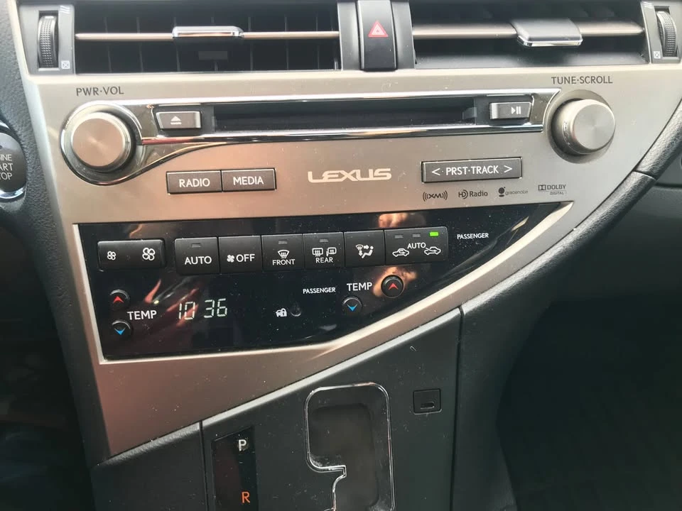 2015 Lexus RX 3rd Gen - Image 16 of 18