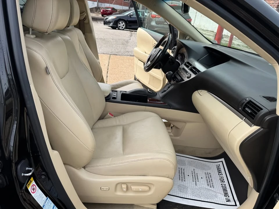 2015 Lexus RX 3rd Gen - Image 11 of 19