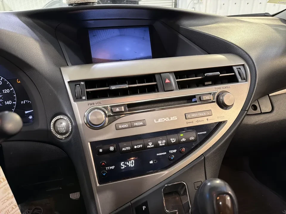 2015 Lexus RX 3rd Gen - Image 18 of 19
