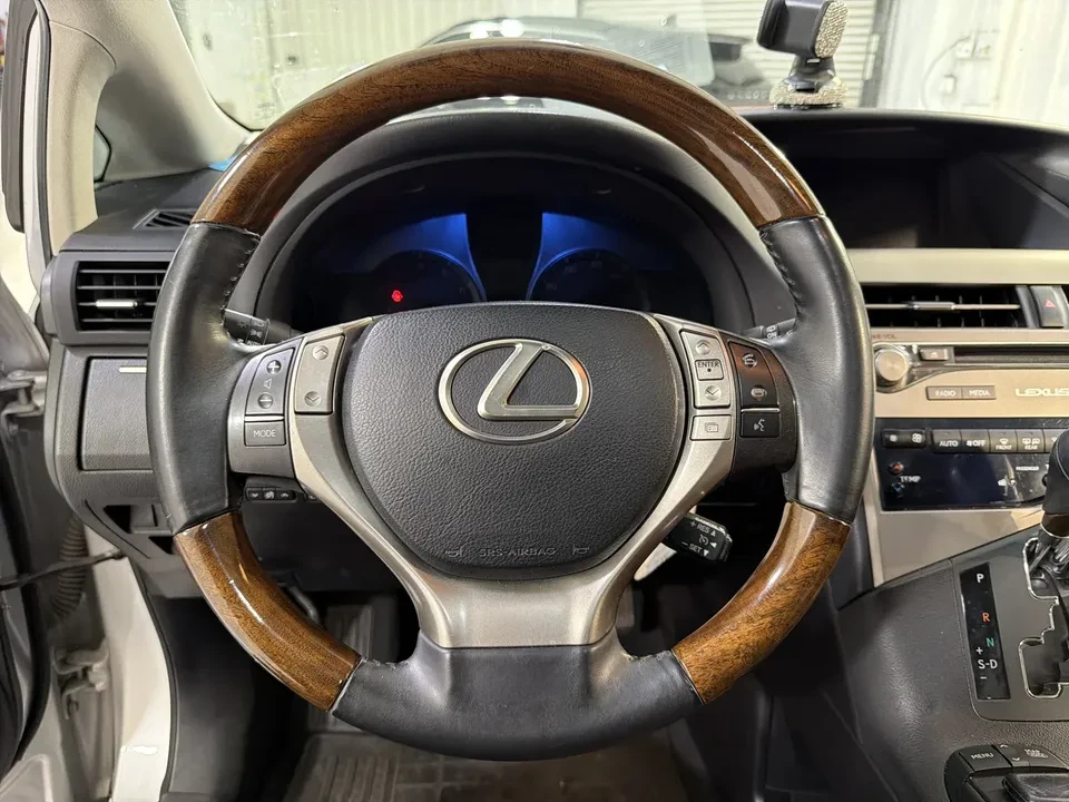 2015 Lexus RX 3rd Gen - Image 15 of 19
