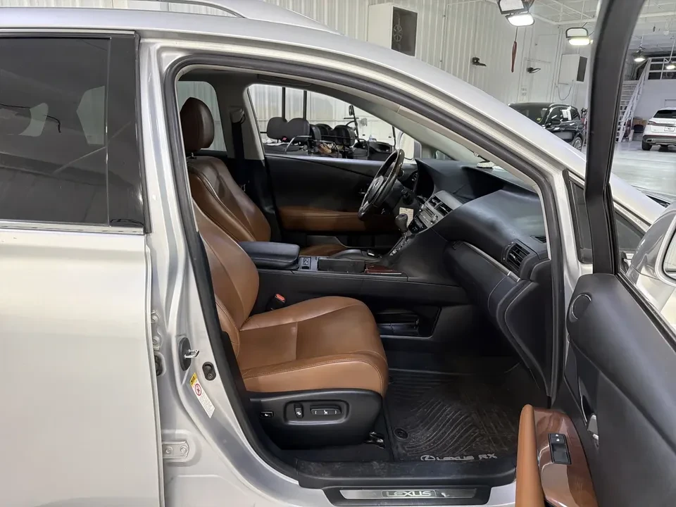 2015 Lexus RX 3rd Gen - Image 13 of 19