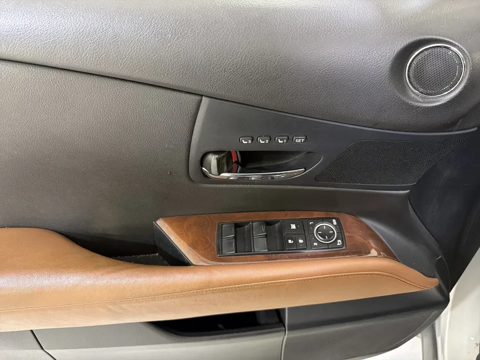 2015 Lexus RX 3rd Gen - Image 14 of 19