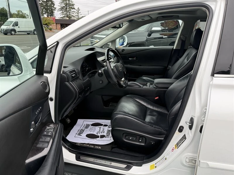 2015 Lexus RX 3rd Gen - Image 9 of 20