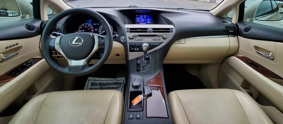 2015 Lexus RX 3rd Gen - Image 10 of 19