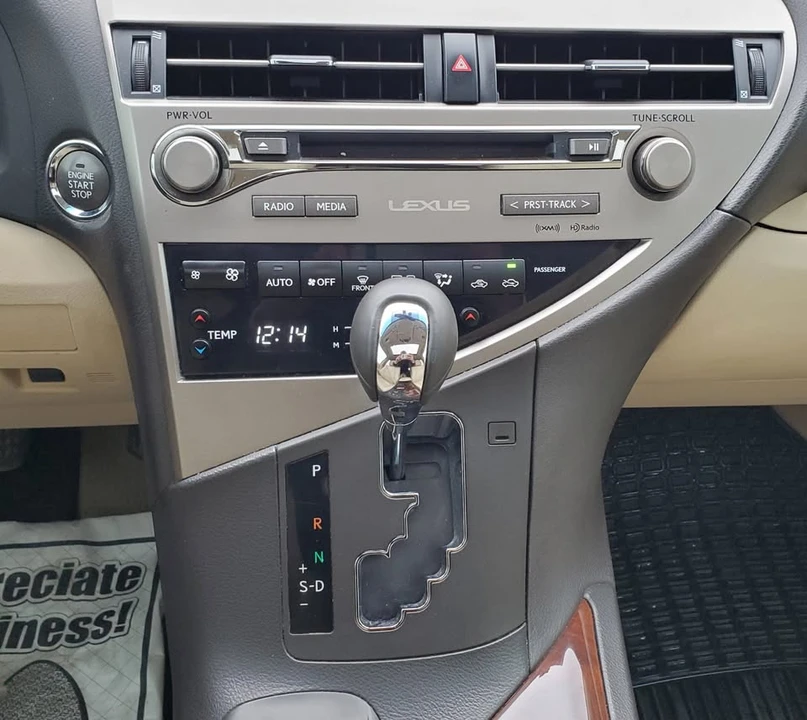 2015 Lexus RX 3rd Gen - Image 14 of 19