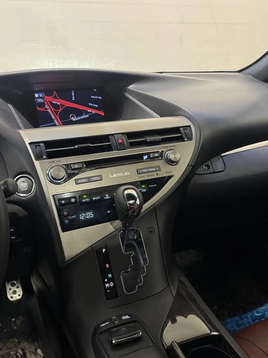 2015 Lexus RX 3rd Gen - Image 16 of 17