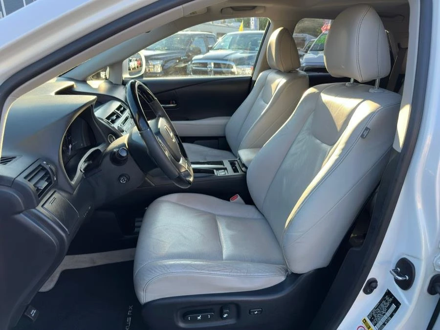 2015 Lexus RX 3rd Gen - Image 9 of 18