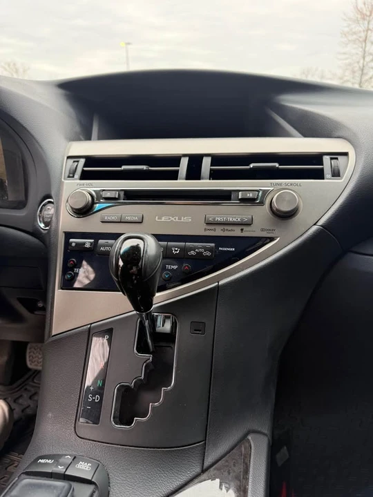 2015 Lexus RX 3rd Gen - Image 18 of 20