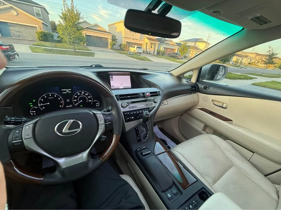 2015 Lexus RX 3rd Gen - Image 8 of 13