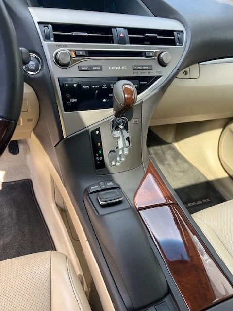 2015 Lexus RX 3rd Gen - Image 13 of 20