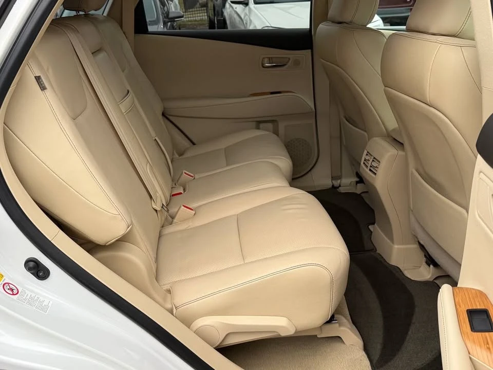 2015 Lexus RX 3rd Gen - Image 8 of 16