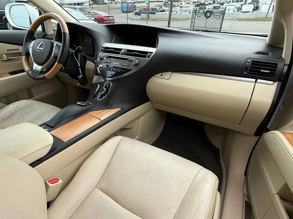 2015 Lexus RX 3rd Gen - Image 9 of 16