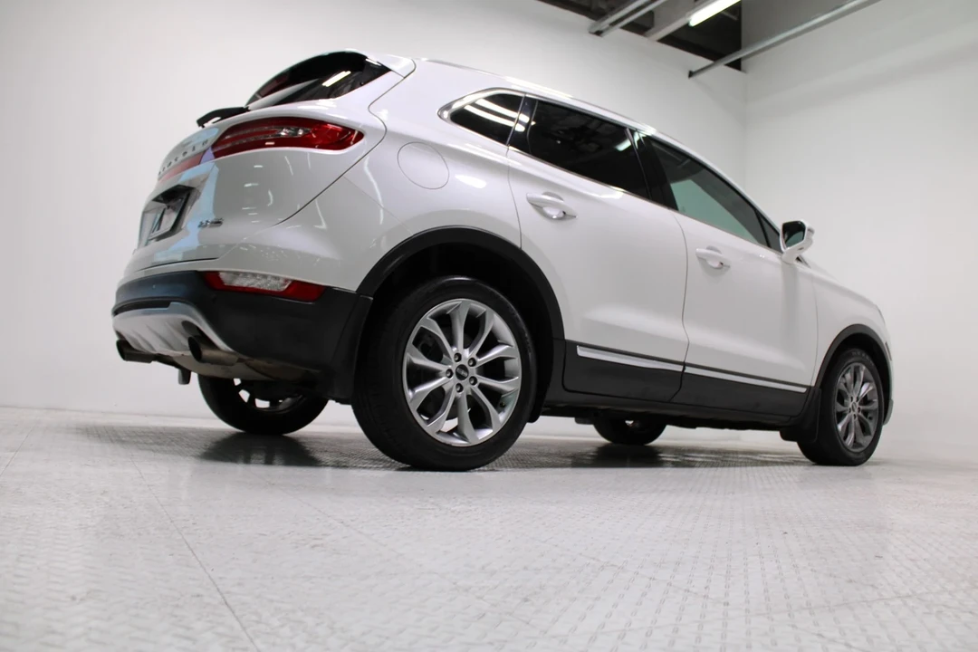 2015 Lincoln MKC - Image 17 of 21