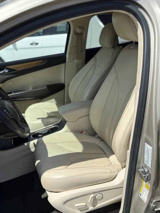 2015 Lincoln MKC - Image 9 of 21