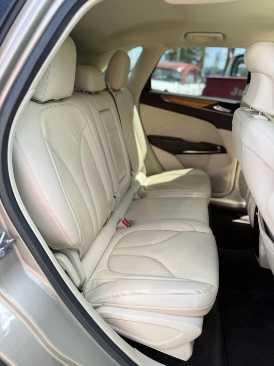 2015 Lincoln MKC - Image 13 of 21