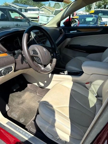 2015 Lincoln MKC - Image 10 of 12