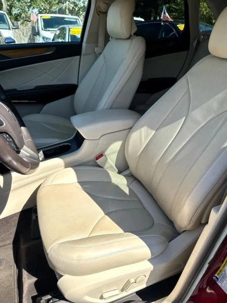 2015 Lincoln MKC - Image 11 of 12