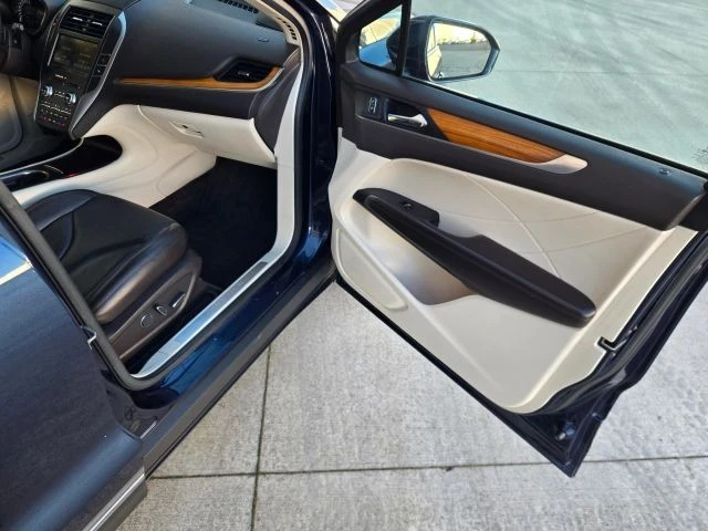 2015 Lincoln MKC - Image 18 of 21