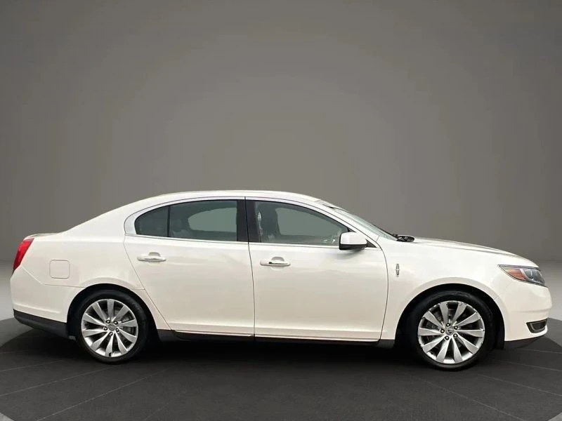 2015 Lincoln MKS - Image 4 of 12
