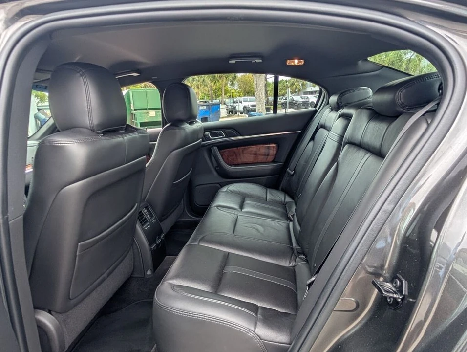 2015 Lincoln MKS - Image 13 of 21