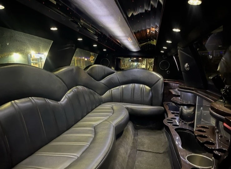 2015 Lincoln MKT - Image 6 of 16