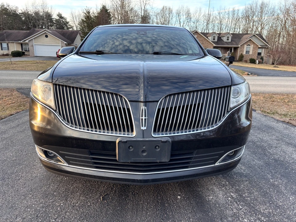 2015 Lincoln MKT - Image 5 of 18