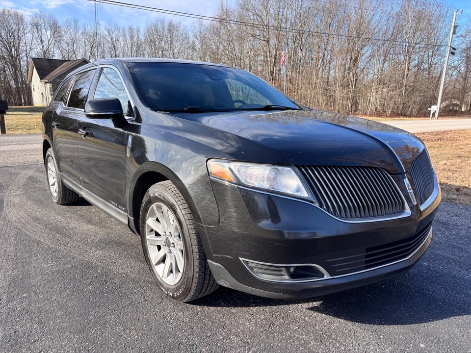 2015 Lincoln MKT - Image 7 of 21