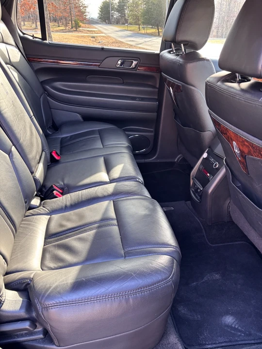 2015 Lincoln MKT - Image 17 of 21