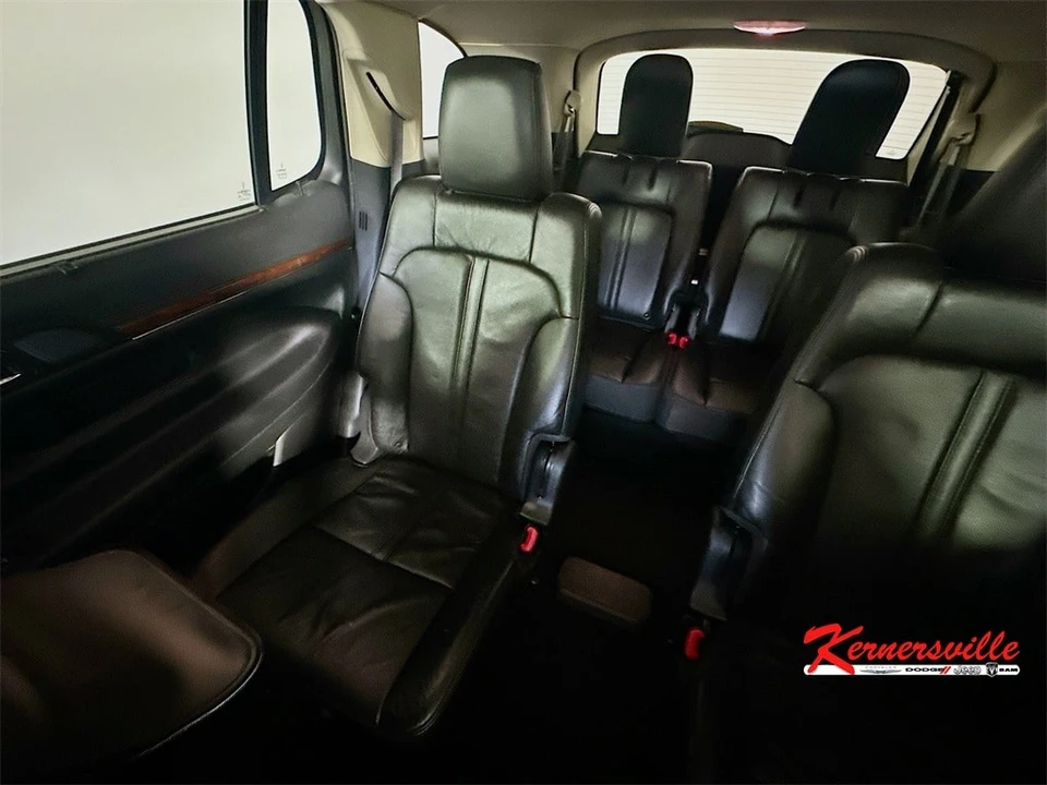 2015 Lincoln MKT - Image 12 of 21