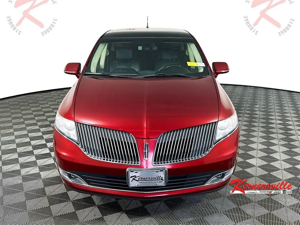 2015 Lincoln MKT - Image 2 of 21