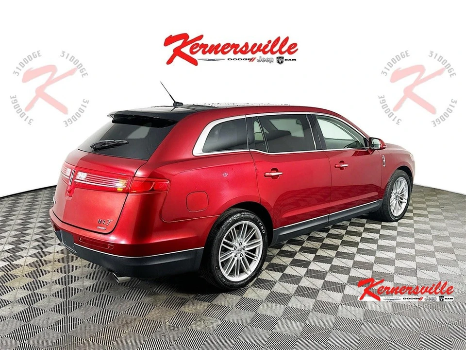2015 Lincoln MKT - Image 7 of 12