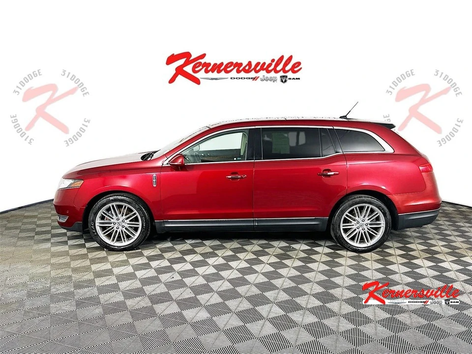 2015 Lincoln MKT - Image 4 of 12