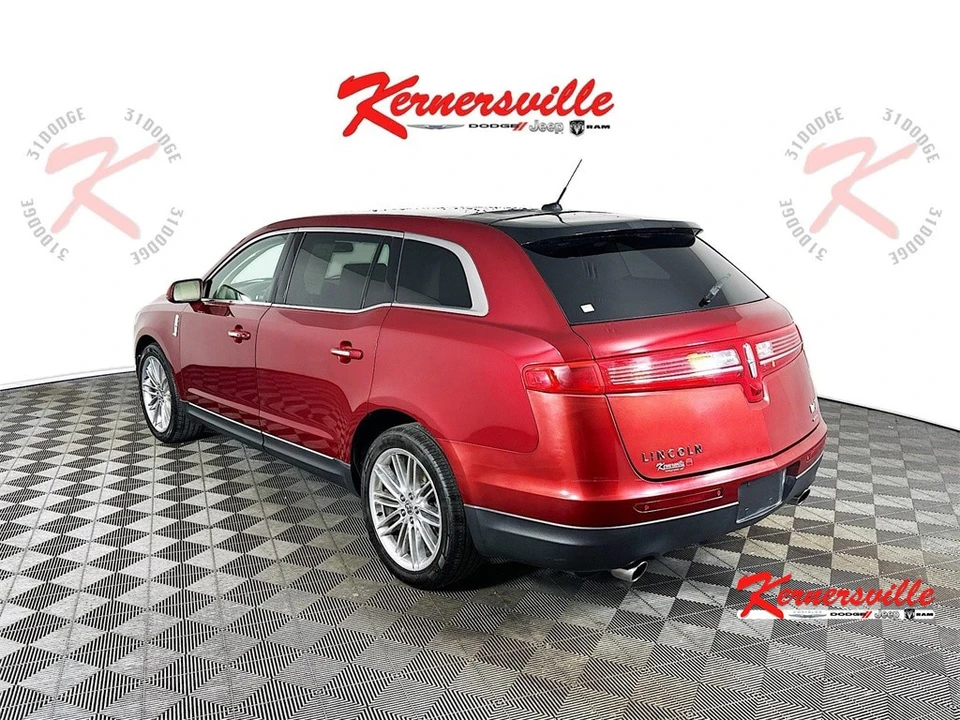 2015 Lincoln MKT - Image 5 of 12