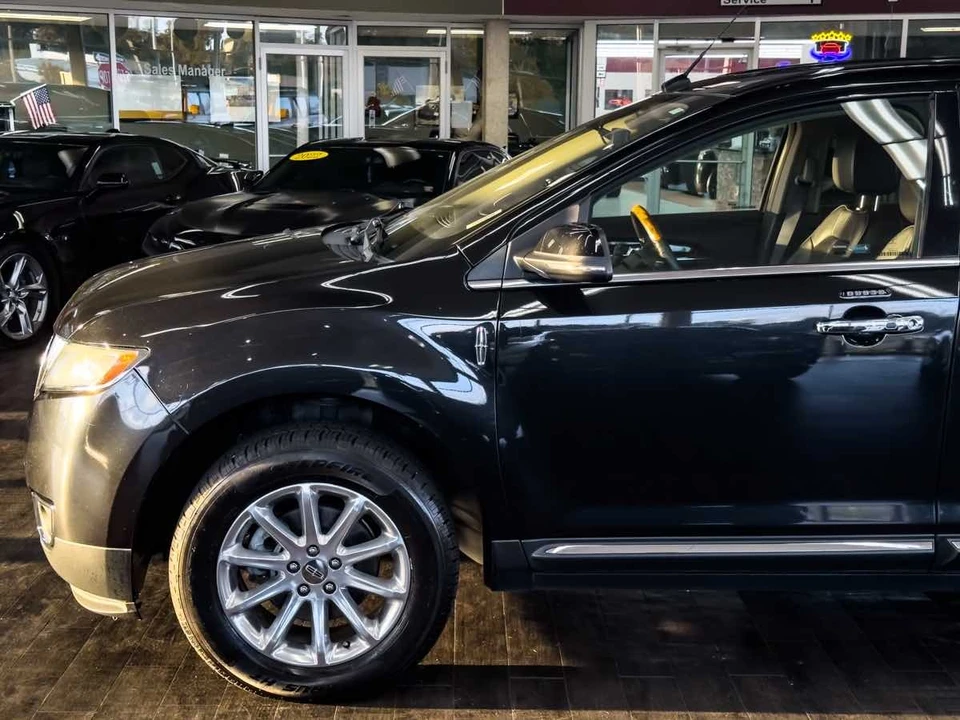 2015 Lincoln MKX - Image 7 of 12