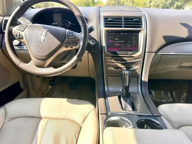 2015 Lincoln MKX - Image 15 of 21
