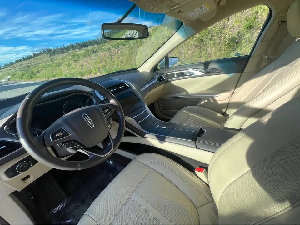 2015 Lincoln MKZ - Image 2 of 6
