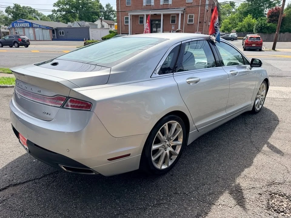 2015 Lincoln MKZ - Image 6 of 17