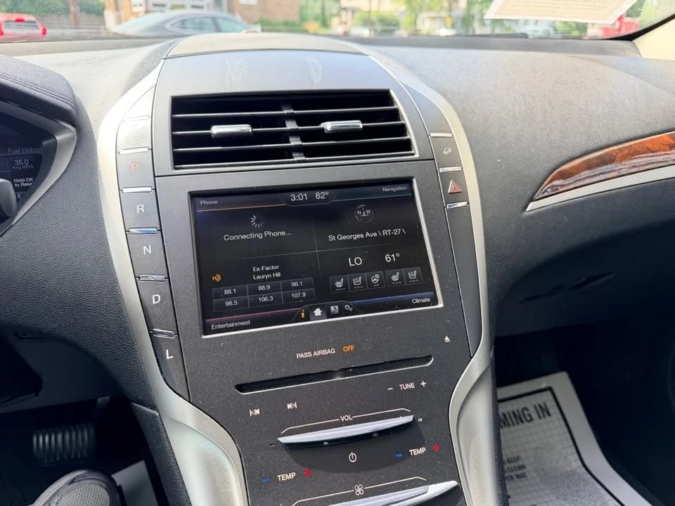 2015 Lincoln MKZ - Image 15 of 17