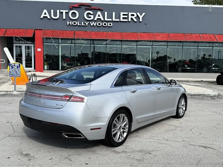 2015 Lincoln MKZ - Image 10 of 31