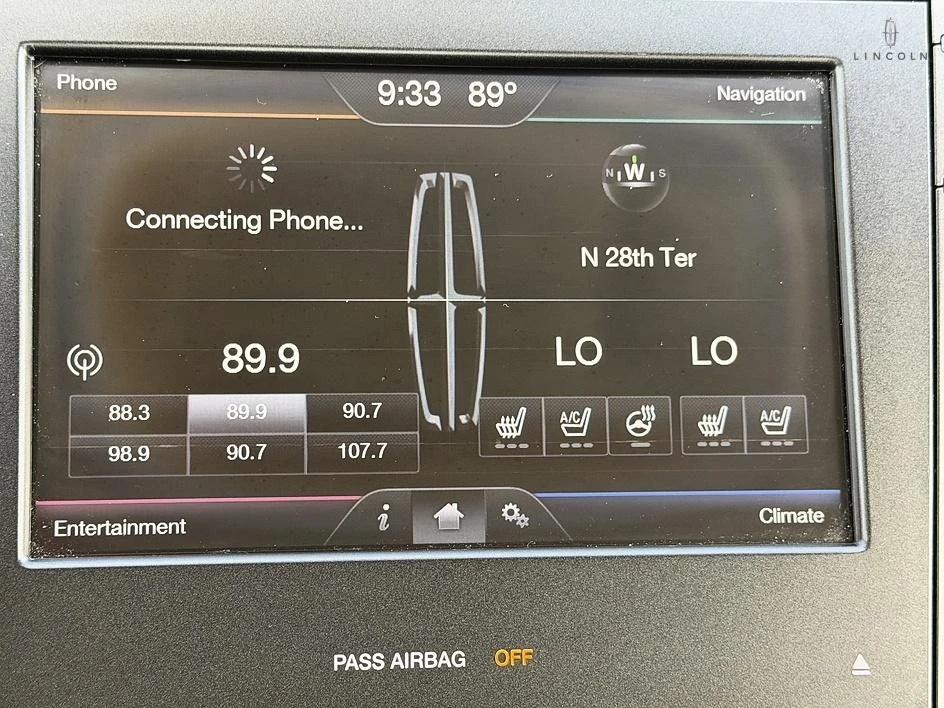 2015 Lincoln MKZ - Image 28 of 31