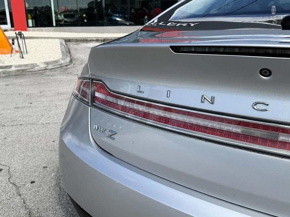 2015 Lincoln MKZ - Image 18 of 31