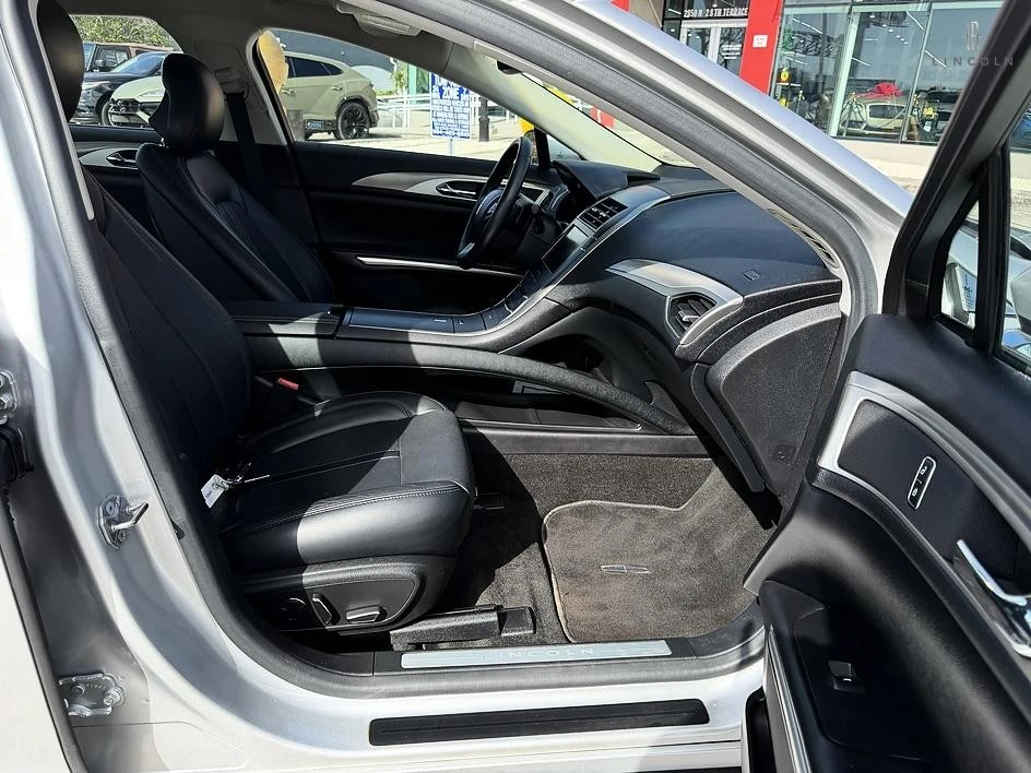 2015 Lincoln MKZ - Image 20 of 31