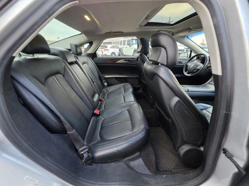 2015 Lincoln MKZ - Image 27 of 31