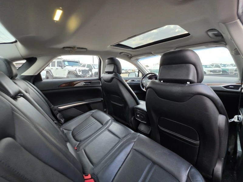 2015 Lincoln MKZ - Image 28 of 31